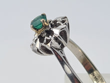 Load image into Gallery viewer, 5372: Vintage: 18ct White Gold Emerald Geometric Set Cocktail Ring- pristine condition- nice weigh