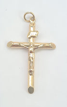 Cargar imagen en el visor de la galería, 5609:Vintage: 9ct Gold Crucifix pendant 2.5cm - lovely condition