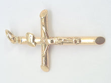 Cargar imagen en el visor de la galería, 5609:Vintage: 9ct Gold Crucifix pendant 2.5cm - lovely condition
