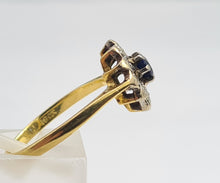 Load image into Gallery viewer, 6052 Vintage & Old: 18ct Gold Blue Sapphire 12 Diamonds Flower Head Ring