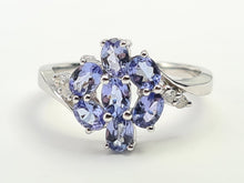 Cargar imagen en el visor de la galería, 6056: Vintage: 14ct White Gold Violet Blue Tanzanites Cluster Ring- crisp, sparkling eye candy