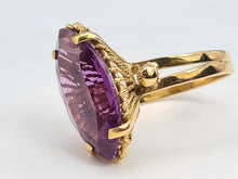 Load image into Gallery viewer, 7324 Vintage & Rare: Egyptian 18ct Gold Marquise Cut  Purple Sapphire