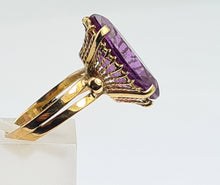 Load image into Gallery viewer, 7324 Vintage & Rare: Egyptian 18ct Gold Marquise Cut  Purple Sapphire