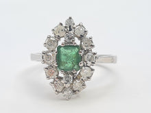 Load image into Gallery viewer, 6075-Vintage: 18ct White Gold Emerald Diamonds Statement Cluster Ring- superb