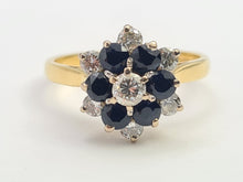 Cargar imagen en el visor de la galería, 7498: Vintage: 18ct Gold 7 Sapphires 6 Diamonds (0.6ct) Diamonds Flower Head Ring- from 1978- 46 years old