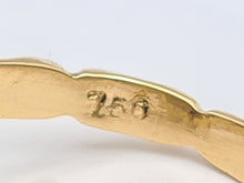 Load image into Gallery viewer, 6172: Antique: 18ct Gold 7 Rubies 10 Diamonds Statement Cluster Ring- Extraordinary