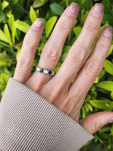 Cargar imagen en el visor de la galería, 6087- Vintage: Exceptional 18ct White Gold Diamonds (0.75ct) Sapphires Half Eternity Ring