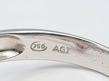 Cargar imagen en el visor de la galería, 6124: Vintage: Exquisite 18 White Gold 65 Pink Sapphires Cocktail Ring- elegant sophistication