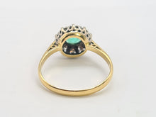 Cargar imagen en el visor de la galería, 6093 Vintage; 18ct Gold Round Cut Emerald 10 Diamonds Target Ring- petite, refined, sophisticated