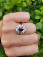 Load image into Gallery viewer, 6153: Vintage 18ct Gold Ruby Diamonds Flower Head Cluster Ring- an exceptional piece