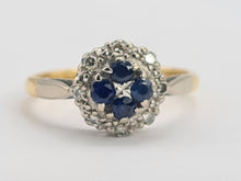 Cargar imagen en el visor de la galería, 8089: Vintage: (1965)- 18ct Gold Blue Sapphires 8 Round Cut Diamonds Cluster Ring- petite, sparkling, geometric set