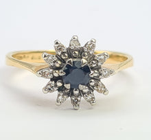 Cargar imagen en el visor de la galería, 8255: Vintage: 18ct Gold French Blue Sapphire 12 Diamonds "Starburst" Floral Cluster Ring