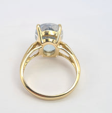 Load image into Gallery viewer, 6232 Vintage: 9ct Gold Large Ocean Blue Spinel Diamonds Cocktail Ring