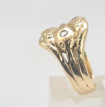 Load image into Gallery viewer, 6109 Vintage: Statement 9ct Gold Diamonds Three Heads Snake Ring