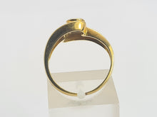 Load image into Gallery viewer, 6290 Vintage: 18ct Gold Emerald Diamonds Snake Head Ring