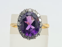 Load image into Gallery viewer, 6284 Vintage: 18ct Gold Vibrant Lilac Amethyst 16 Diamonds Dress Ring