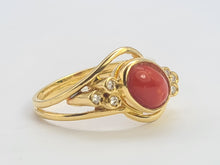 Cargar imagen en el visor de la galería, 0372: Vintage; 18ct Gold "carbuncle" Red Agate Diamonds Dress Ring- rare,