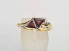 Load image into Gallery viewer, 6239 Vintage: 18ct Gold Triangular Cut Red Garnets Diamonds Geometric Set Ring