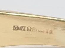 Load image into Gallery viewer, 6243 Vintage: 9ct Gold Large Oval Faceted Cut Peridot Solitaire Ring