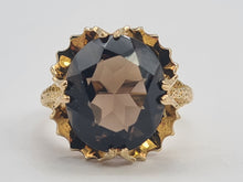 Cargar imagen en el visor de la galería, 0498: Vintage: 9ct Gold Large Cognac Quartz Ring- Date Mark 1972