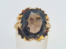 Cargar imagen en el visor de la galería, 0498: Vintage: 9ct Gold Large Cognac Quartz Ring- Date Mark 1972