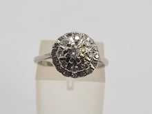 Cargar imagen en el visor de la galería, 0330: Vintage: 18ct White Gold 25 Diamonds Geometric Cluster Ring- Exquisite