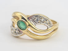 Load image into Gallery viewer, 0401: Vintage: 14ct Gold Emerald Crossover Cocktail Ring - lovely symmetry