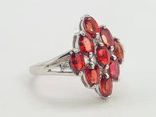 Cargar imagen en el visor de la galería, 0426: Vintage: 9ct White Gold Red Topaz Diamonds Geometric Set Cocktail Ring