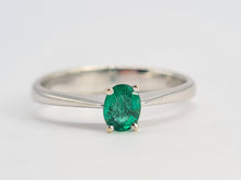 Cargar imagen en el visor de la galería, 0421: Vintage: 18ct White Gold Emerald Solitaire Dress/Stacker