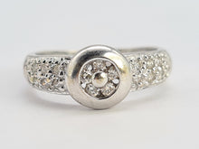 Cargar imagen en el visor de la galería, 0451: Vintage: 14ct Gold Art Deco Style Diamonds Ring- striking, sparkling, symmetry in