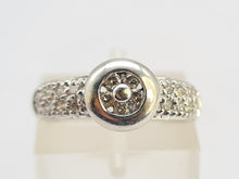 Cargar imagen en el visor de la galería, 0451: Vintage: 14ct Gold Art Deco Style Diamonds Ring- striking, sparkling, symmetry in