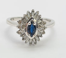 Cargar imagen en el visor de la galería, 0527: Vintage: 9ct White Gold Cornflower Blue Sapphire Diamonds (0.45ct) Cluster Ring