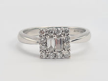 Cargar imagen en el visor de la galería, 6170: Vintage: 18ct White Gold Geometric Set Diamonds (0.41ct) Ring
