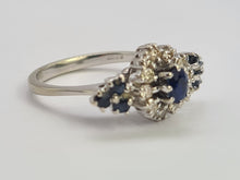 Cargar imagen en el visor de la galería, 0655: Vintage: 18ct White Gold French Blue Sapphires Diamonds Art Deco Style Ring- Date Mark 1975