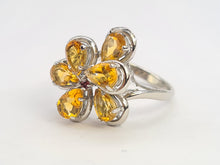 Cargar imagen en el visor de la galería, 0673: Vintage: Rare 14ct Gold 6 Citrines Almandine Garnet Floral Cocktail Ring- striking colours