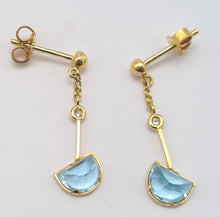 Load image into Gallery viewer, 0717: Vintage: 18ct Gold Azure Blue Topaz Diamonds Stud Drop Earrings- exquisite