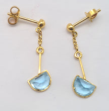 Load image into Gallery viewer, 0717: Vintage: 18ct Gold Azure Blue Topaz Diamonds Stud Drop Earrings- exquisite