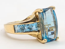 Load image into Gallery viewer, 6299 Vintage; 9ct Gold London Blue Topaz Emerald & Princess Cut Cocktail Ring
