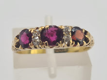 Cargar imagen en el visor de la galería, 0567: Vintage & Old 18ct Gold Rubies Diamonds Ring- splendid