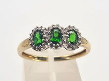 Load image into Gallery viewer, 6296 Vintage: 9ct Gold Green Diopsides 38 Natural Diamonds Ring-