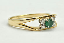 Cargar imagen en el visor de la galería, 0927:Vintage: Geometric Set 18ct Gold Emerald Diamonds Dress Ring- Date- Mark 1970