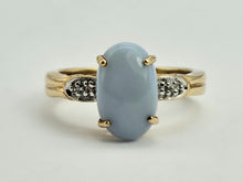 Cargar imagen en el visor de la galería, 0695: Vintage: 9ct Gold Light Blue Chalcedony Diamonds Cocktail Ring - Dreamy combination