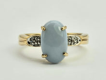 Cargar imagen en el visor de la galería, 0695: Vintage: 9ct Gold Light Blue Chalcedony Diamonds Cocktail Ring - Dreamy combination