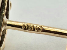 Load image into Gallery viewer, 0783: Vintage: 9ct Gold Rich Red Garnets Stud Earrings- nice weight, mature hues.