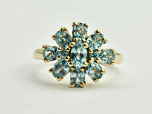 Cargar imagen en el visor de la galería, 0896: Vintage: 9ct Gold 11 Swiss Blue Topaz Flower Head Ring- inspired design