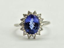 Cargar imagen en el visor de la galería, 0813: Vintage: 18ct Gold Persian Blue Tanzanite Diamonds Halo Cluster Ring- fabulous