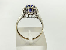 Cargar imagen en el visor de la galería, 0813: Vintage: 18ct Gold Persian Blue Tanzanite Diamonds Halo Cluster Ring- fabulous