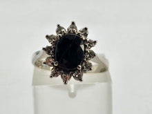 Cargar imagen en el visor de la galería, 0769: Vintage; 18ct White Gold French Blue Sapphire 12 Diamonds Cluster Ring