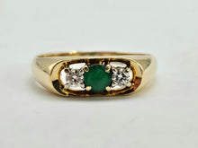 Cargar imagen en el visor de la galería, 0910: Vintage: 18ct Gold Art Deco Emerald Diamonds Stacker/Dress Ring- lovely symmetry