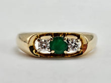 Cargar imagen en el visor de la galería, 0910: Vintage: 18ct Gold Art Deco Emerald Diamonds Stacker/Dress Ring- lovely symmetry
